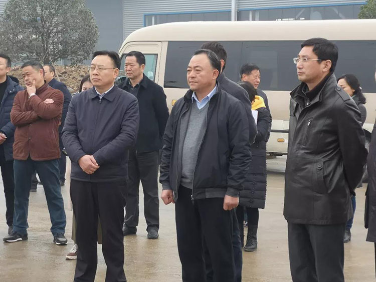 隨州市委、市人大代表團(tuán)蒞臨程力集團(tuán)商用車產(chǎn)業(yè)園視察
